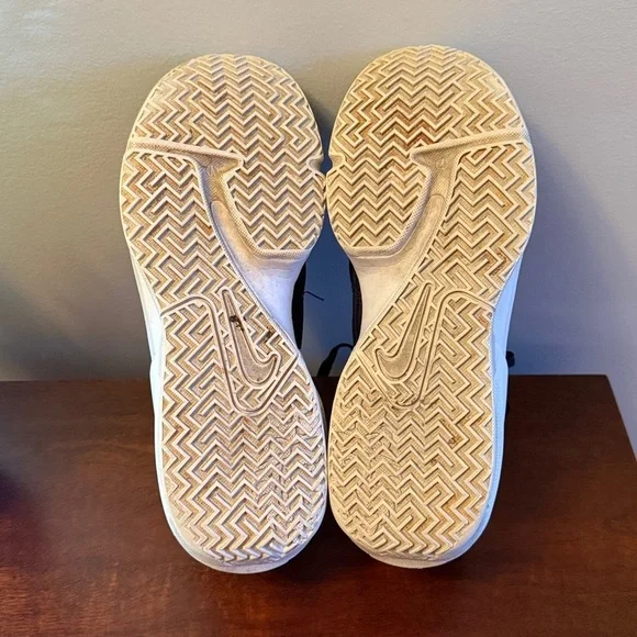 Men's Lebron Witness 6 Basketball Shoes - Picture 8 of 8